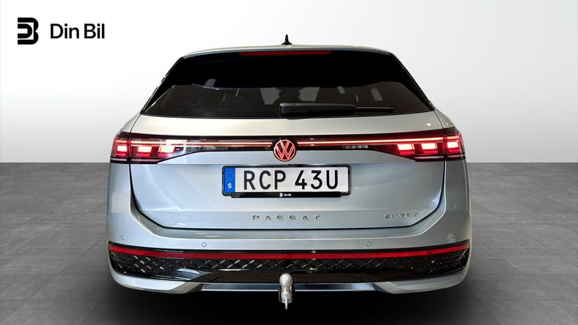 Bild 5 av Volkswagen Passat Variant eHybrid R-Line DSG Drag/P-värmare/Panorama
