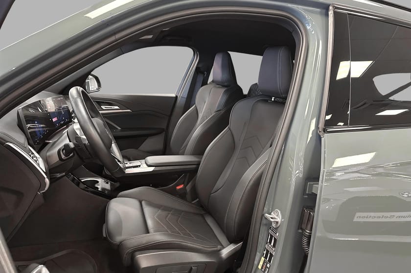 Bilde 2 av BMW iX1 xDrive30 30e Fully Charged, Msport, HUD, Harman, 360'kam, Krok