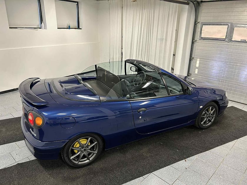 Bild 5 av Renault Mégane Cabriolet 1.6 90 hk NYBES ua TOPPSKICK 9500 mil