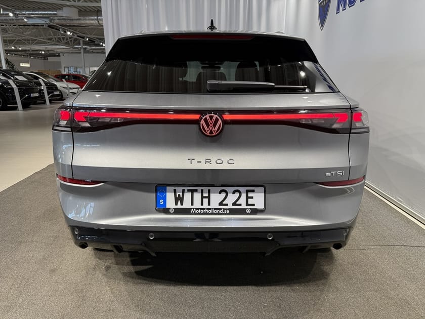 Bild 5 av Volkswagen T-Roc R-LINE eTSI 150HK / DRAG / BACKKAMERA