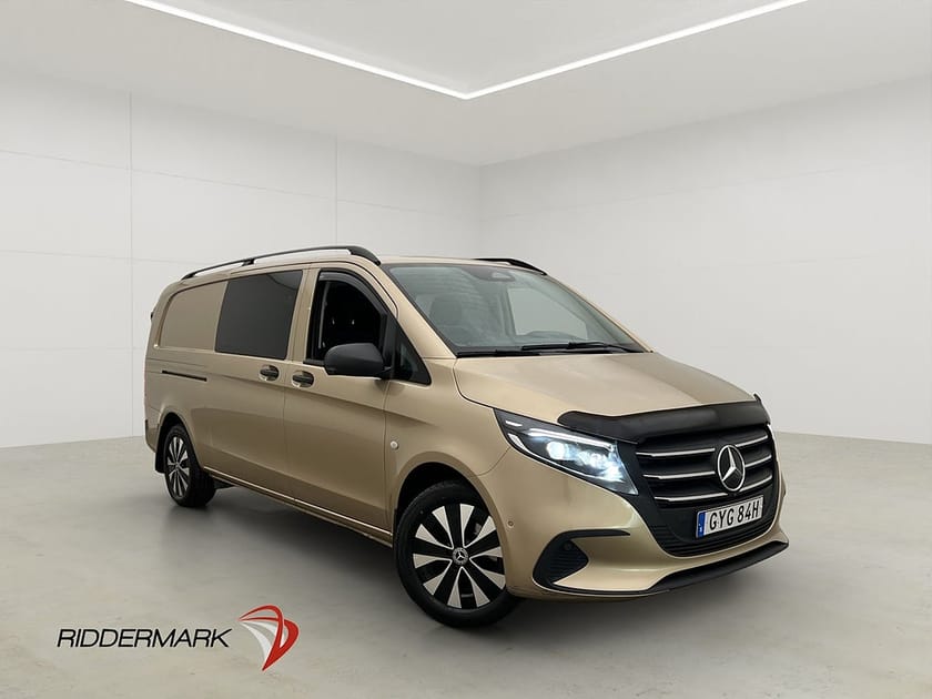 Bild 1 av Mercedes-Benz Vito Mixto 119 CDI 4x4 3.0t X-Lång Värm Drag Skinn Moms