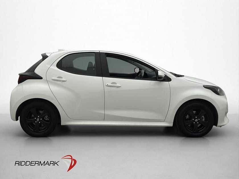 Bild 4 av Toyota Yaris Hybrid Högerstyrd Active Kamera Adaptiv-Fart