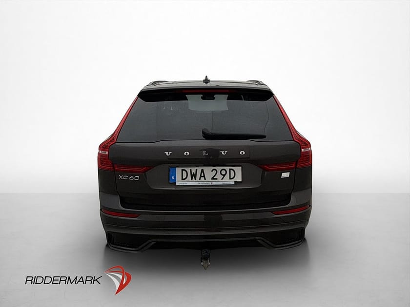 Bild 5 av Volvo XC60 T6 AWD Plus Dark Pano Värm 360° Dragkrok Skinn