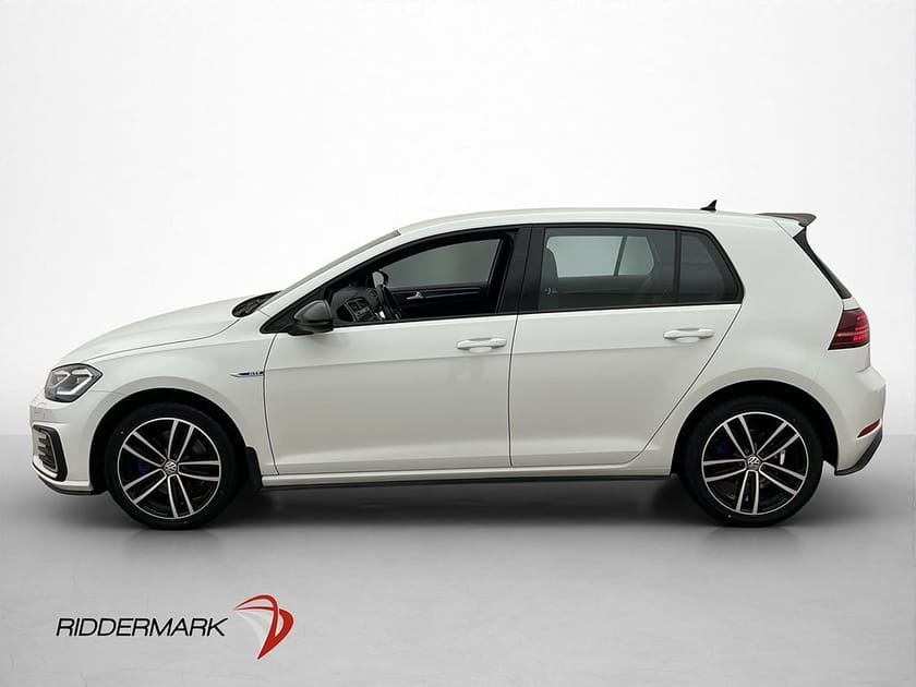 Bild 4 av Volkswagen Golf GTE 1.4 TSI 204hk Cockpit Drag Värm Carplay