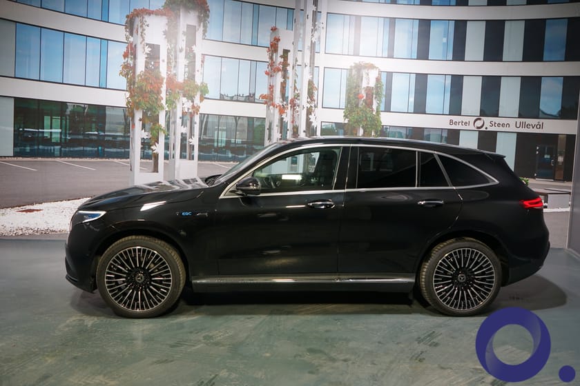 Bilde 4 av Mercedes-Benz EQC 400 4MATIC AMG / Premium plus / mye utstyr