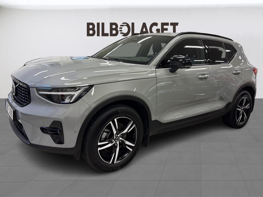 Bild 2 av Volvo XC40 B3 FWD Bensin Plus Dark