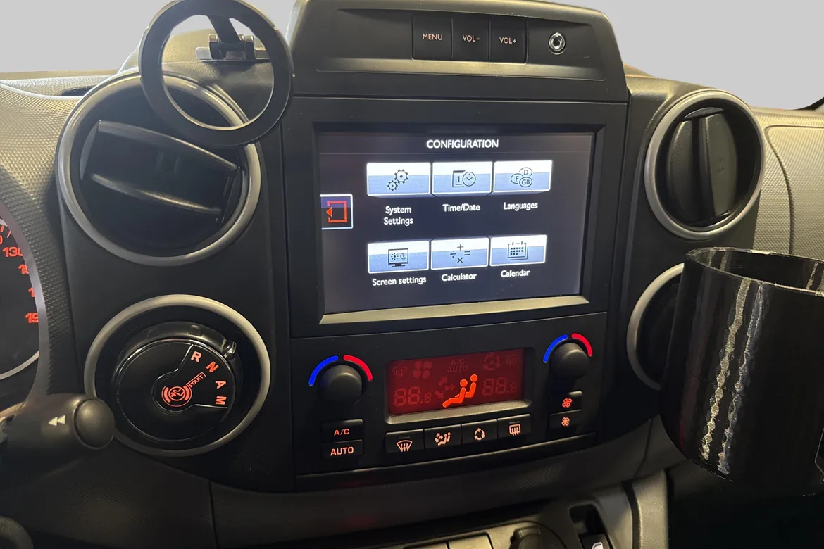 picture of a car