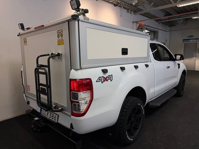 Bild 4 av Ford Ranger SuperCab 2.2 TDCi 4x4 SelectShift | Vhjul | Drag | Kåpa
