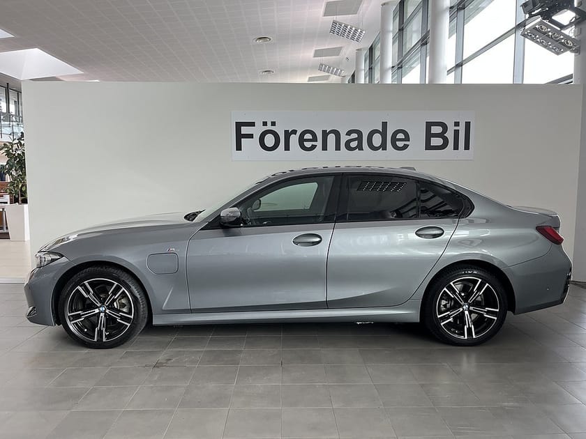 Bild 3 av BMW 330e xDrive Sedan