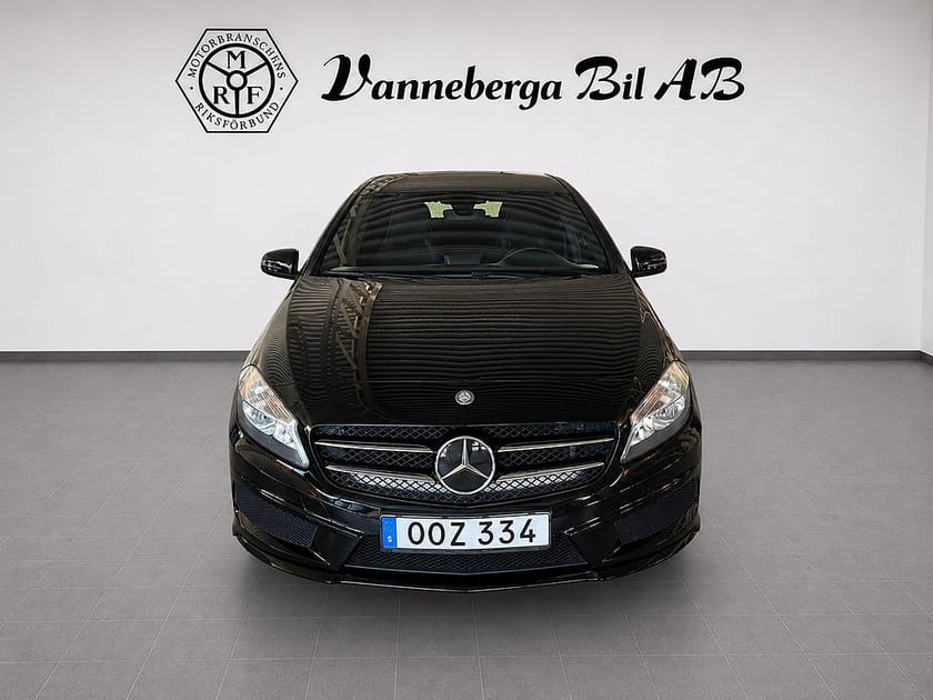 Bild 2 av Mercedes-Benz A 180 AMG Line Euro 6