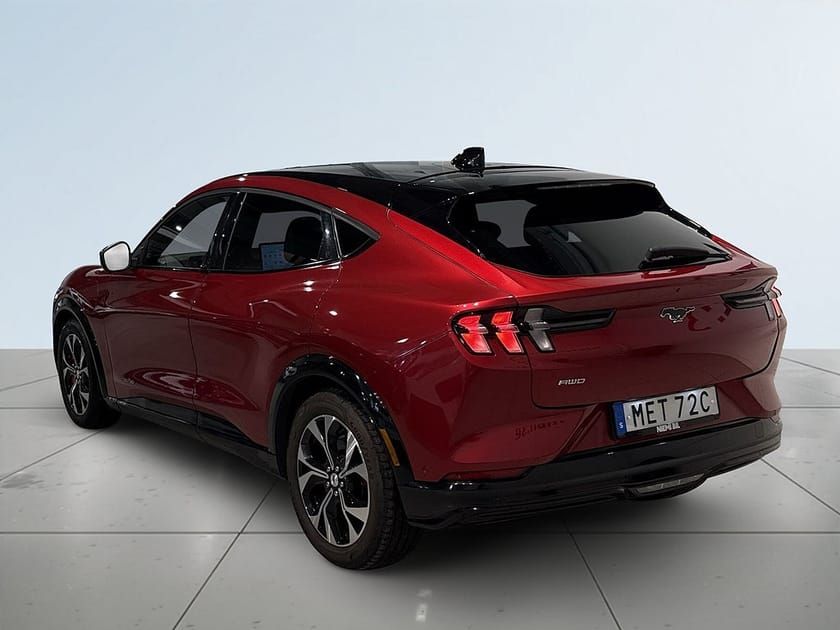 Bild 5 av Ford Mustang Mach-E Standard Range AWD B&O GPS Skinn 360° Pano SoV MOMS