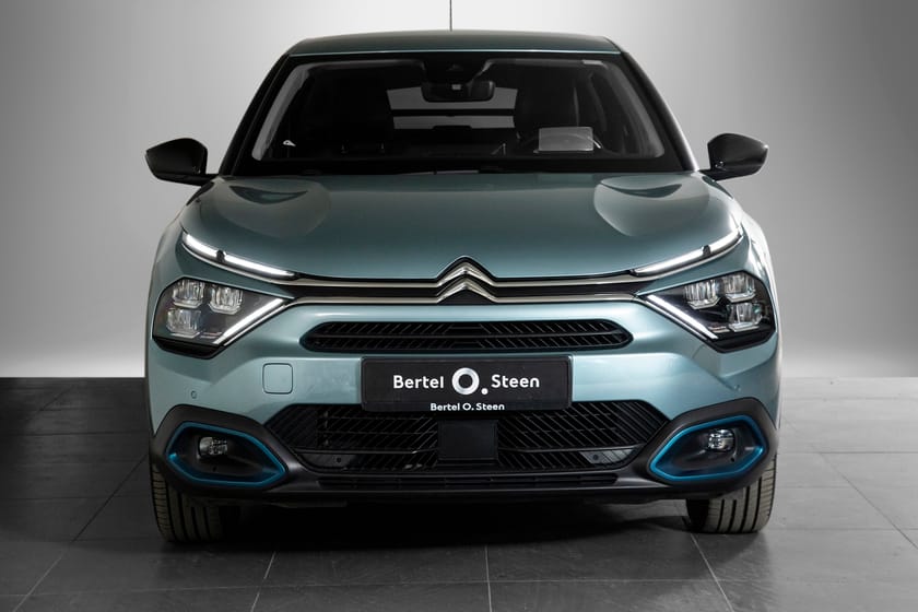 Bilde 3 av Citroën ë-C4 Shine | Skinn m/massasje | Prox. keyless | HUD