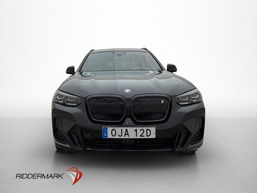 Bild 3 av BMW iX3 286hk M Sport Pano H/K Head Up Drag 360° Skinn MOMS