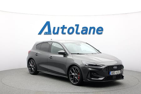 Ford Focus ST Bang & Olufsen, Kamera, BLIS, GPS, Revmatch 280hk