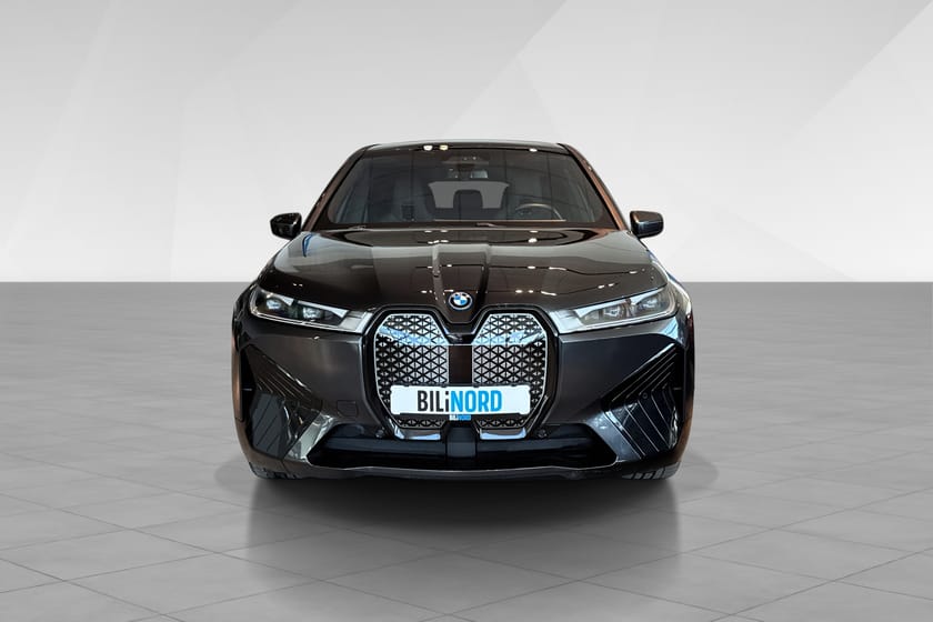 Bilde 3 av BMW iX xDrive40 Fully Charged/2.500kg hengervekt/360kam++