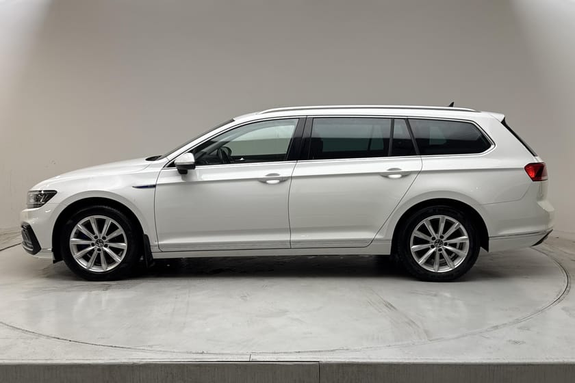 Bild 2 av Volkswagen Passat Sportscombi GTE