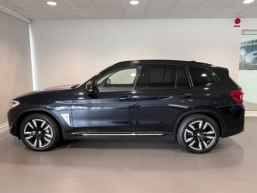 Bild 2 av BMW iX3 eDrive 4,95% ränta