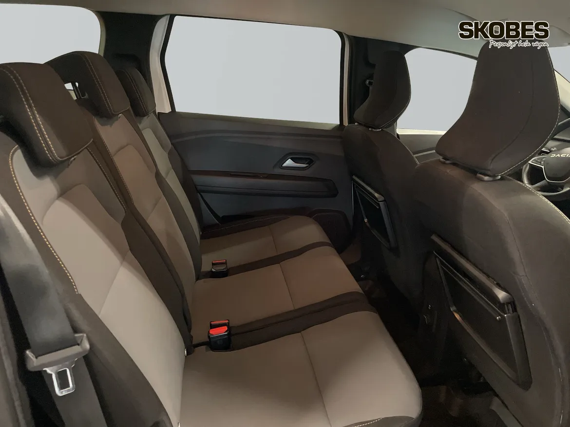 Dacia Jogger 7-sätes HYBRID 140