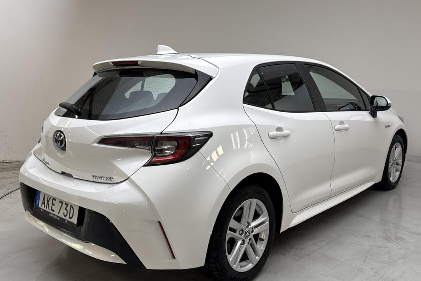 Bild 3 av Toyota Corolla Hybrid 1.8 5dr (122hk) Vinterhjul