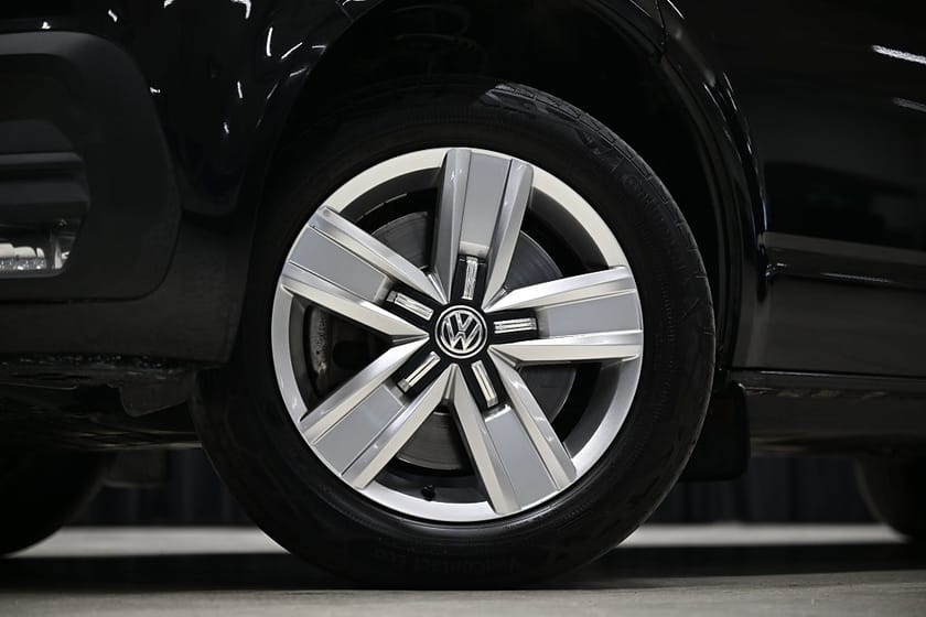 Bild 5 av Volkswagen Transporter DSG 204HK L2 Servicebil|Inredd|Dubbeldörr|Leasbar|SeUtr