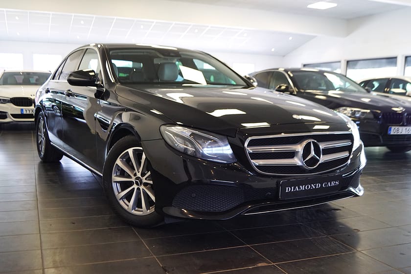 Bild 1 av Mercedes-Benz E 220 d Navi Drag Backkamera Vinterdäck