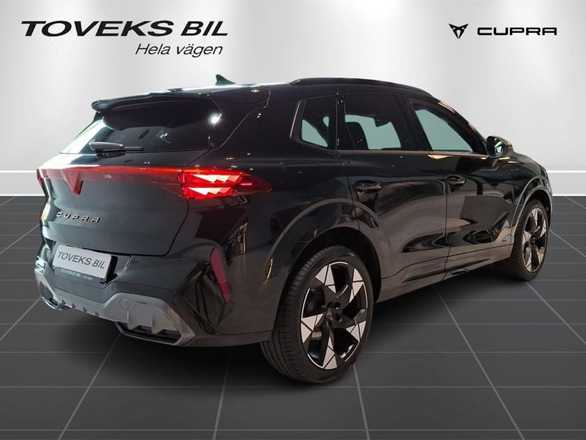 Bild 3 av CUPRA Terramar e-Hybrid 1,5 204 Laddhybrid Swe Edt Ultimate