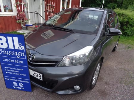 Toyota Yaris 5-D 1.4 D-4D AC/BACKKAMERA/MVG/ÅRSSK. 1.103:-/FINANS