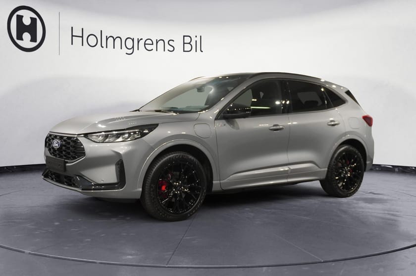 Bild 1 av Ford Kuga Plug-In Hybrid ST-Line X 2.5 FWD 243hk Black Edition CVT