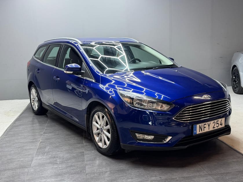 Bild 2 av Ford Focus Kombi 1.0 EcoBoost Titanium