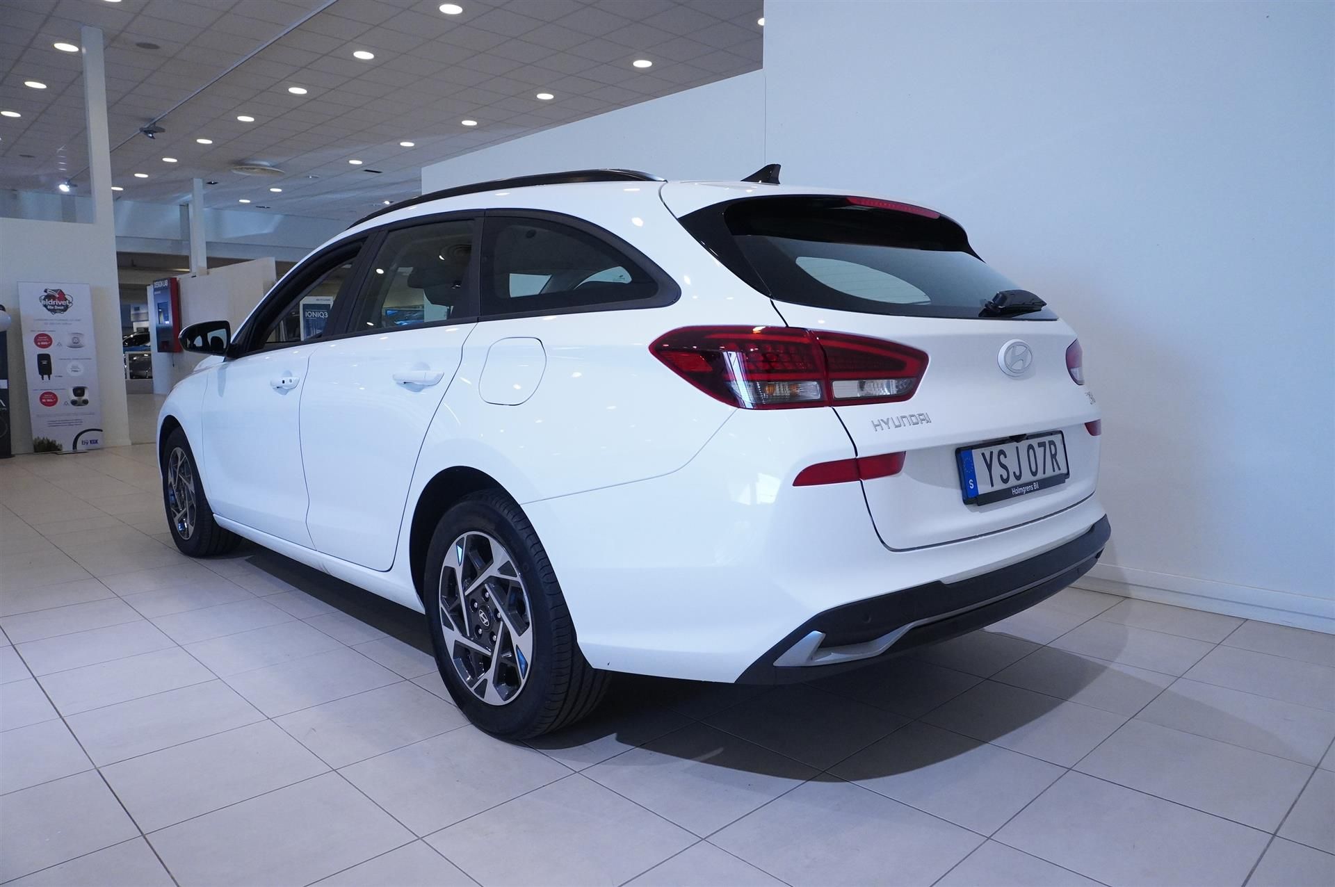 Hyundai i30 2025, bild 7/10