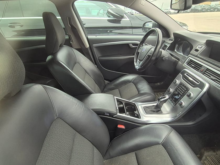 Bild 5 av Volvo V70 D4 181HK Classic Momentum