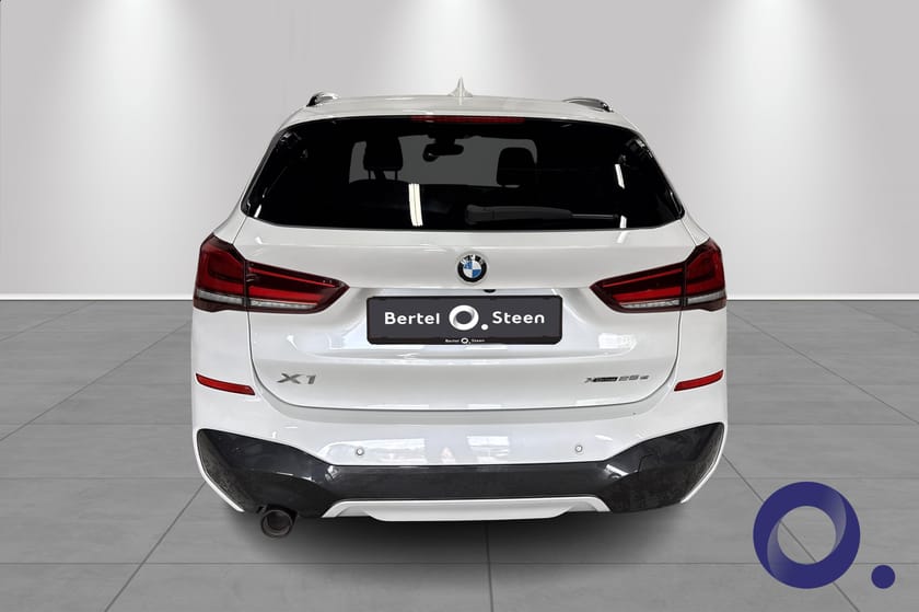 Bilde 4 av BMW X1 xDrive25e