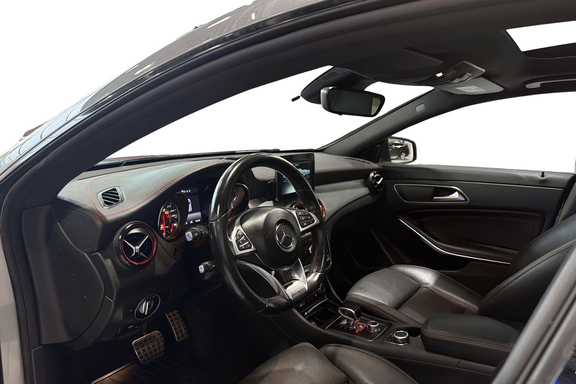 Mercedes-Benz CLA 2017, bild 6/10