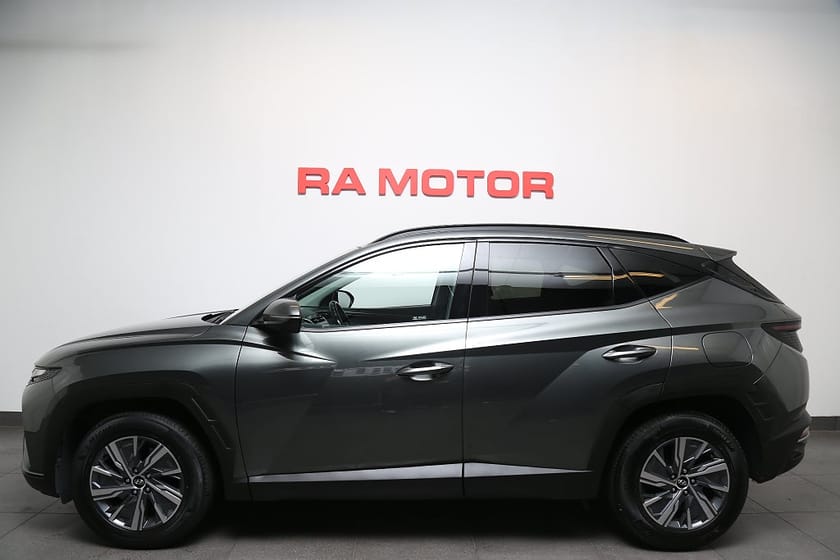 Bild 3 av Hyundai Tucson Hybrid 1,6 T-GDi 230hk HEV Essential Aut Navi Kamera