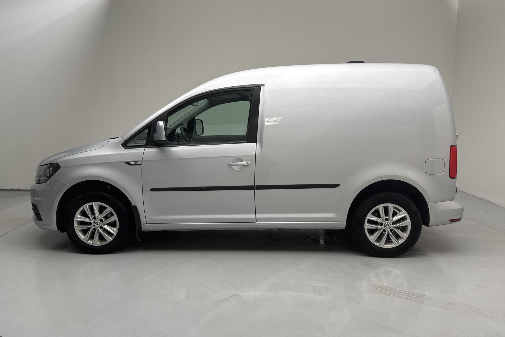 Volkswagen Caddy Van 1.2 TSI BMT 2019, kuva 2/10