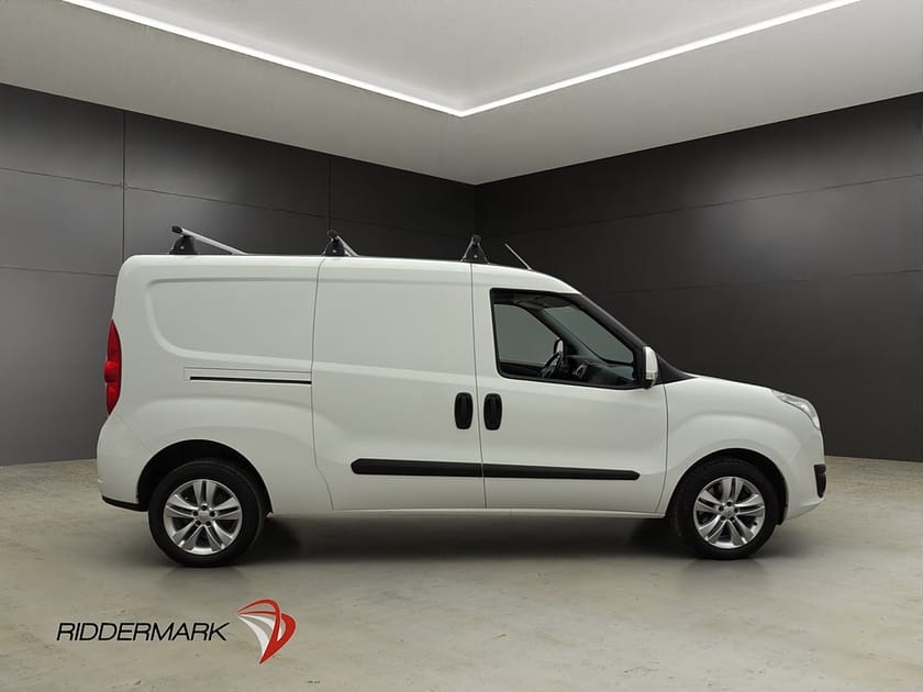 Bild 2 av Opel Combo Van L2 1.3CDTI Dragkrok Takräcke 1-Brukare 5011Mil