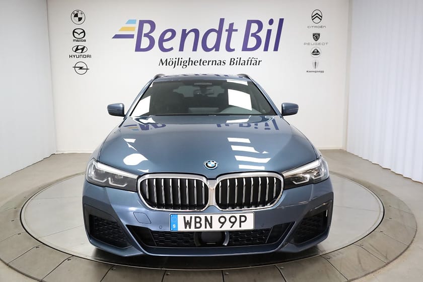 Bild 2 av BMW 530e xDrive Touring M Sport / Aktiv Farthållare