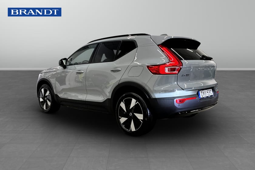Bild 2 av Volvo EX40 Single Motor Extended Range R Plus Edt