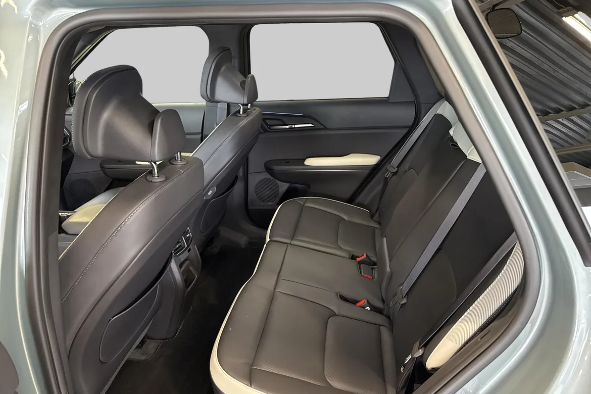picture of a car