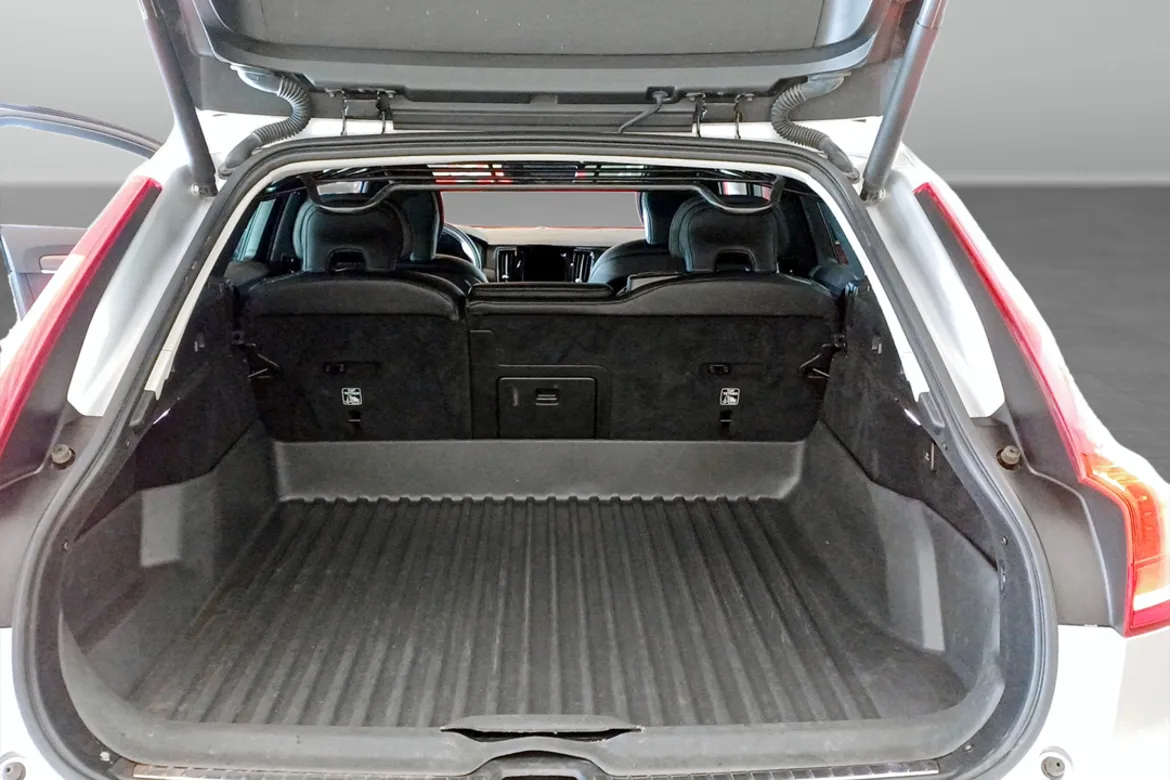 Volvo V90 Cross Country
