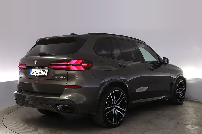 Bild 5 av BMW X5 xDrive50e M-Sport Komfortstol HK HUD DAP 360 BSM Drag