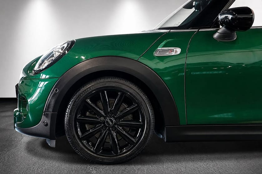 Bild 4 av MINI Cooper S Convertible DCT Chili II Maximize H/K HUD