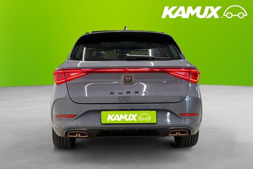 Bild 5 av CUPRA Leon Sportstourer e-Hybrid 245 HK GRILL PÅ KÖPET Pano Cockpit B-Kamera Halvskinn Carplay Drag