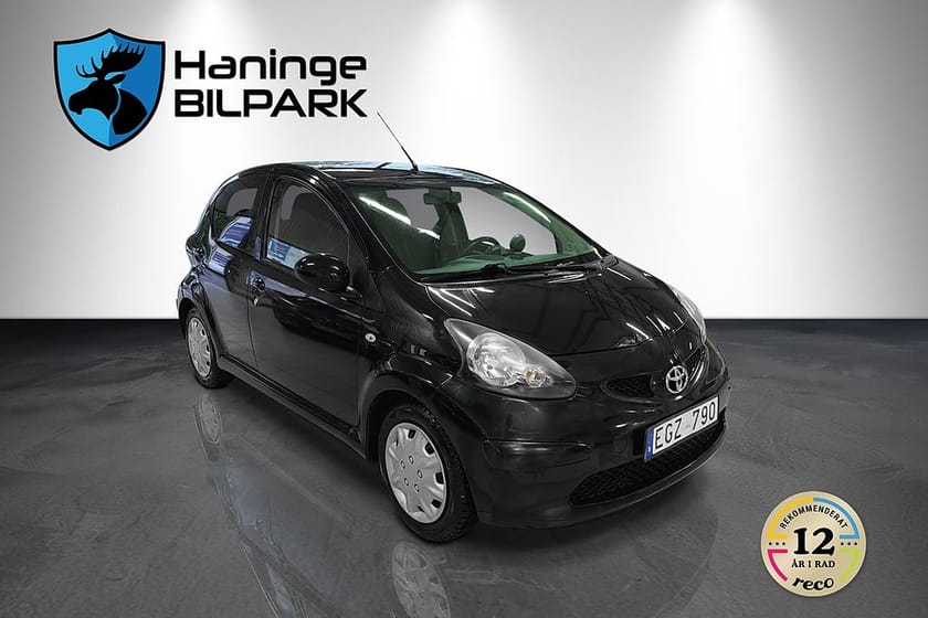 Bild 5 av Toyota Aygo 5-Dr 1.0 VVT-i SUPERDEAL 3.95% / AUTOMAT / BESIKTAD