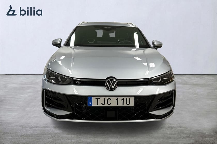 Bild 4 av Volkswagen Passat Variant eHybrid 272 DSG6 R-LINE Automat Drag-Värmepaket