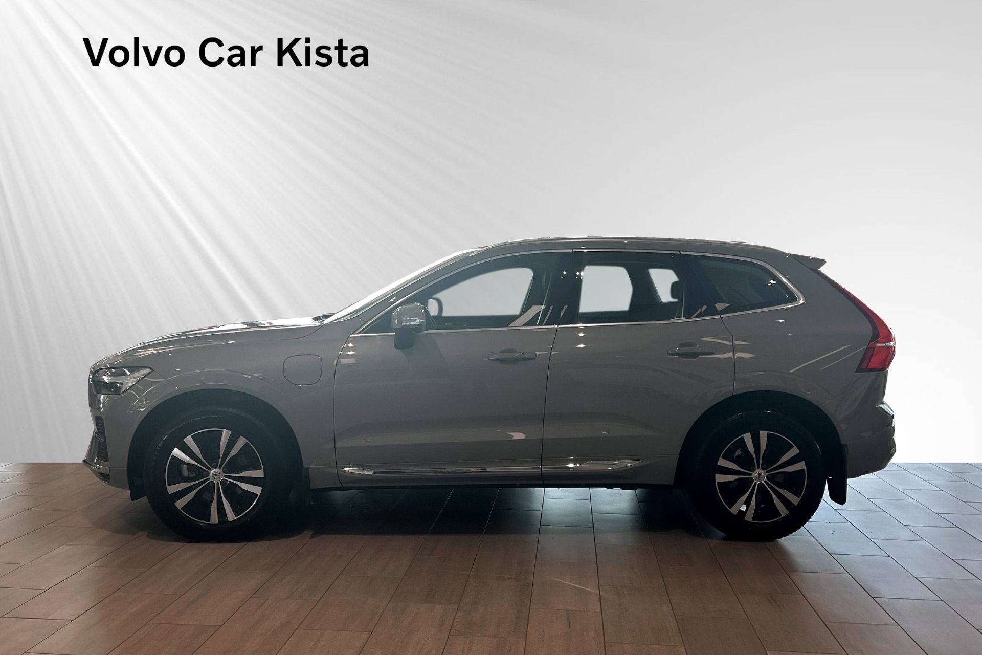 Volvo XC60 T6 Core Nordic Drag Blis Pano 2025, kuva 3/10