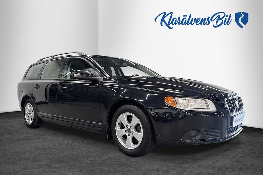 Bild 4 av Volvo V70 2.5FT Momentum Euro 4 (200hk) M-Värmare Pdc Halvskinn