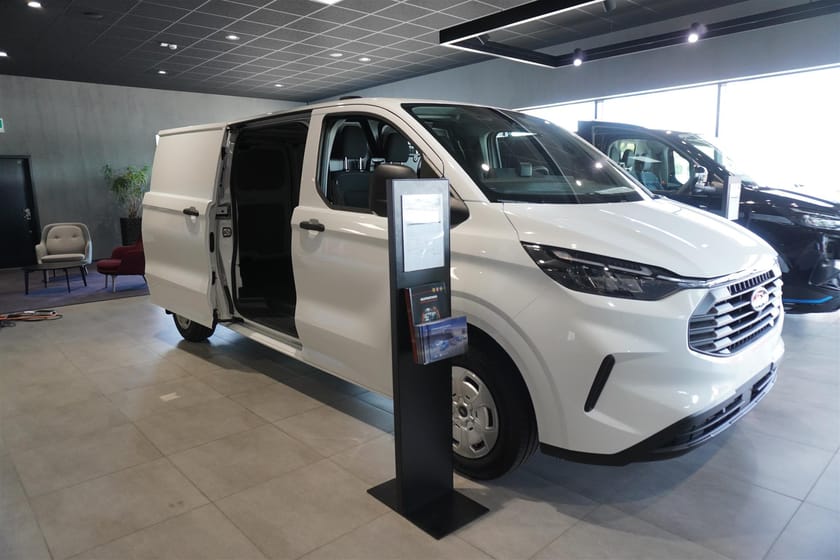 Bild 3 av Ford Transit Custom 320 Skåp Trend 320l 2.0l Ecoblue 170hk 8-Växlad Automat FWD Diesel
