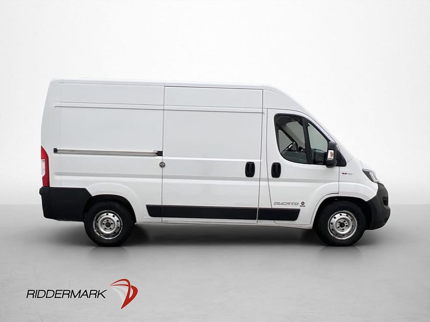Bild 2 av Fiat Ducato Van L2H2 2.3 Ny-Kamrem Värm Drag Kamera V-Inr Moms