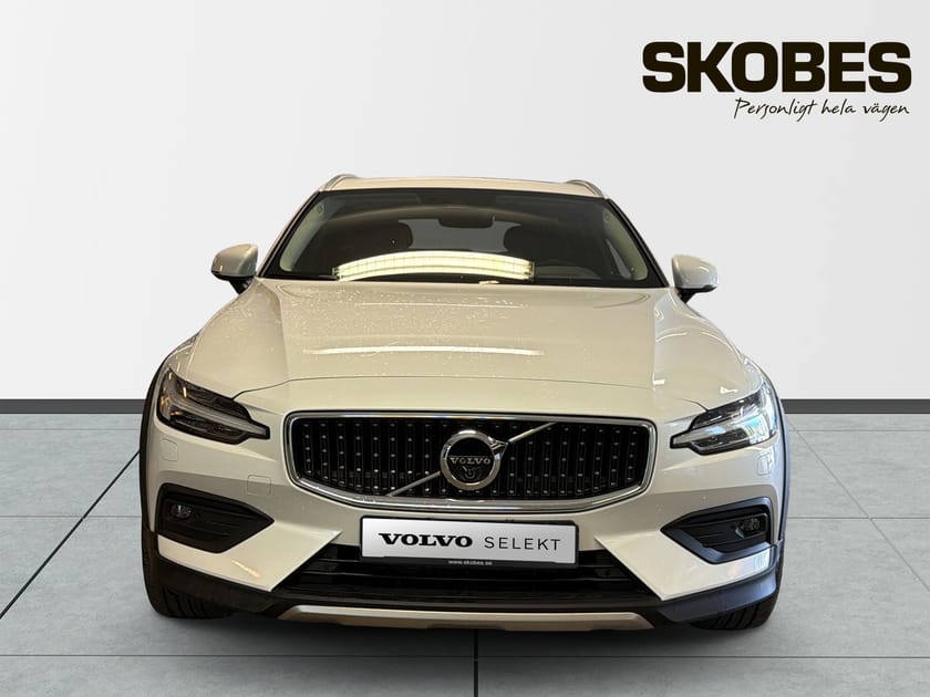 Bild 2 av Volvo V60 Cross Country B4 AWD D Adv NaviP Edt